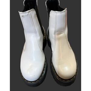 Dr. Martens Gently Used 2976 Quad Chelsea Boots – White – Women’s 6